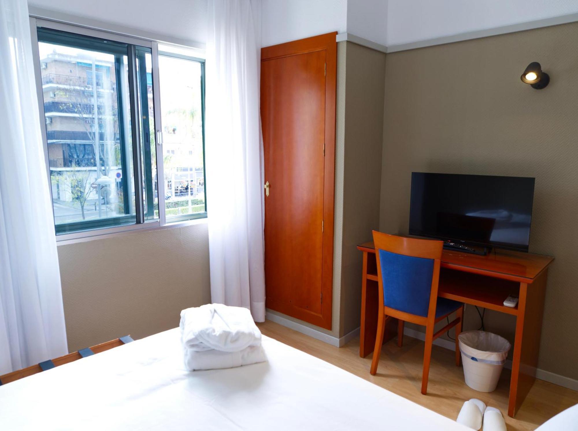 Hotel Ciudad Del Sol Écija Buitenkant foto