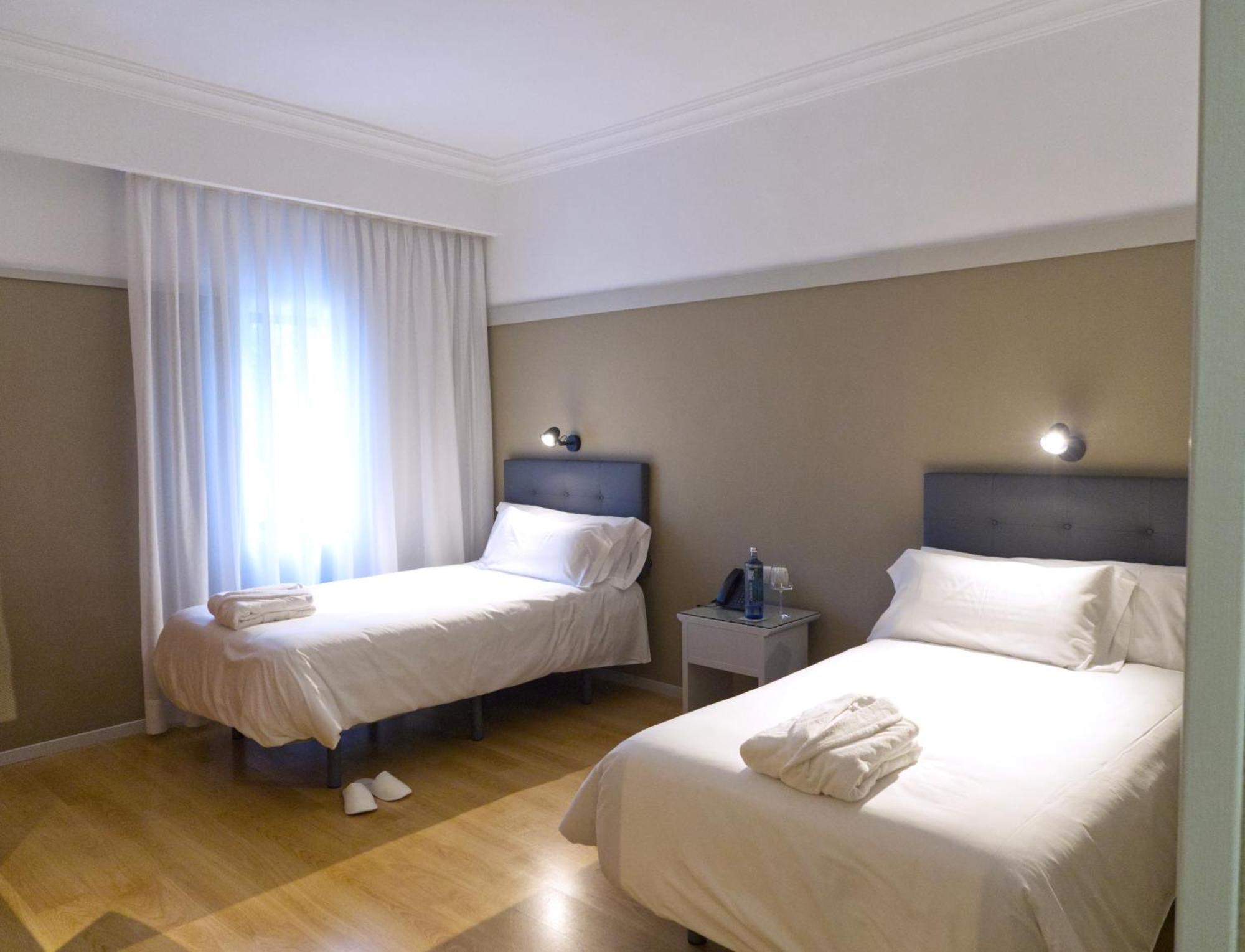 Hotel Ciudad Del Sol Écija Buitenkant foto